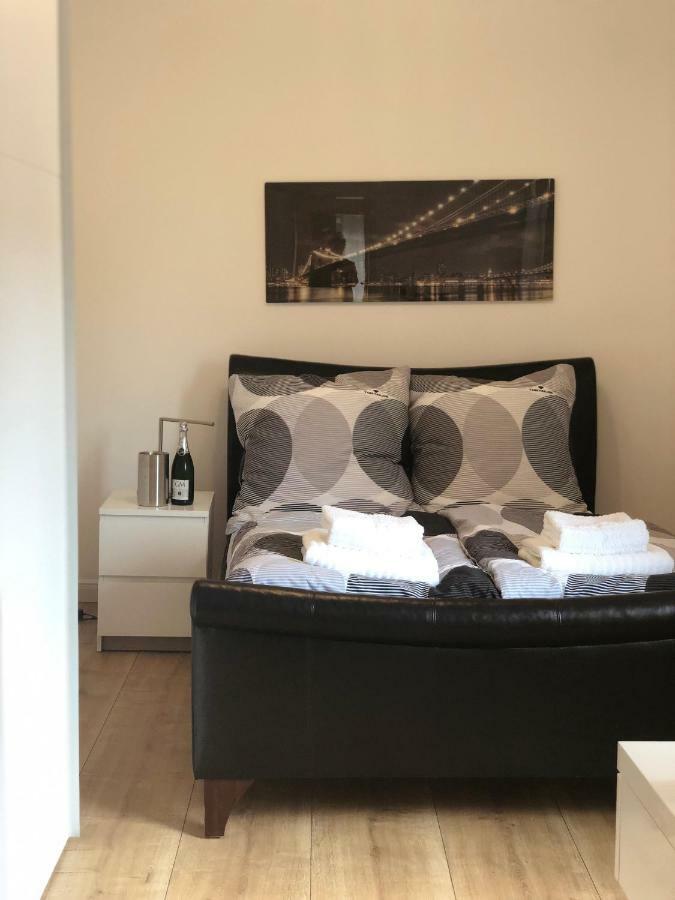 Villa Drita Alsdorf Buitenkant foto